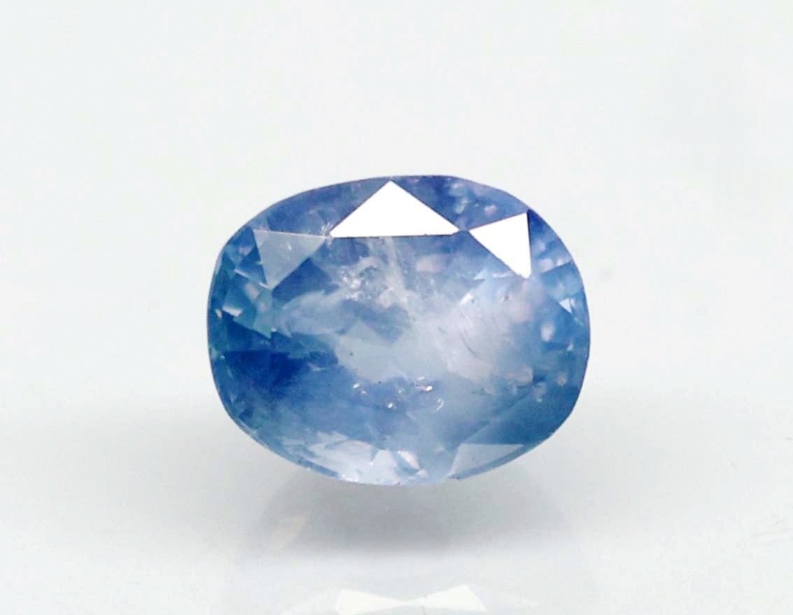 BLUE SAPPHIRE 5.84 Ct.