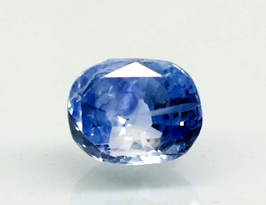 BLUE SAPPHIRE 4.13 Ct.