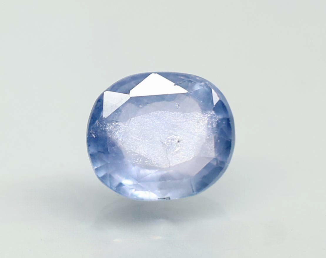 BLUE SAPPHIRE 5.77 Ct.