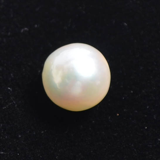 SOUTH SEA PEARL 3.98 Ct.