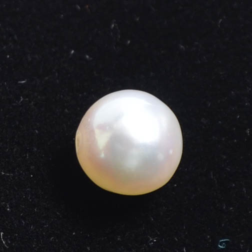 SOUTH SEA PEARL 3.88 Ct.