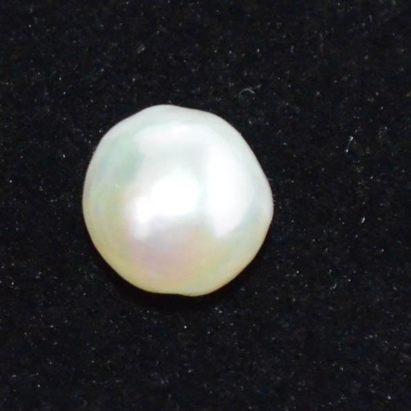 SOUTH SEA PEARL 3.84 Ct.