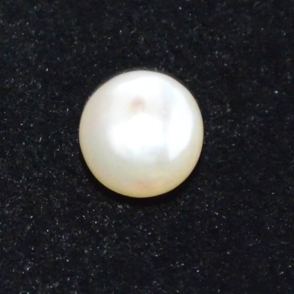 SOUTH SEA PEARL 3.98 Ct.
