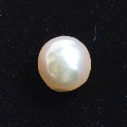 SOUTH SEA PEARL 3.9 Ct.