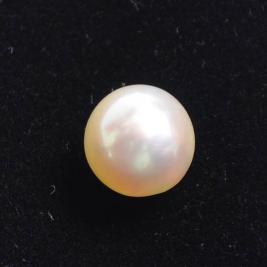 SOUTH SEA PEARL 4.56 Ct.