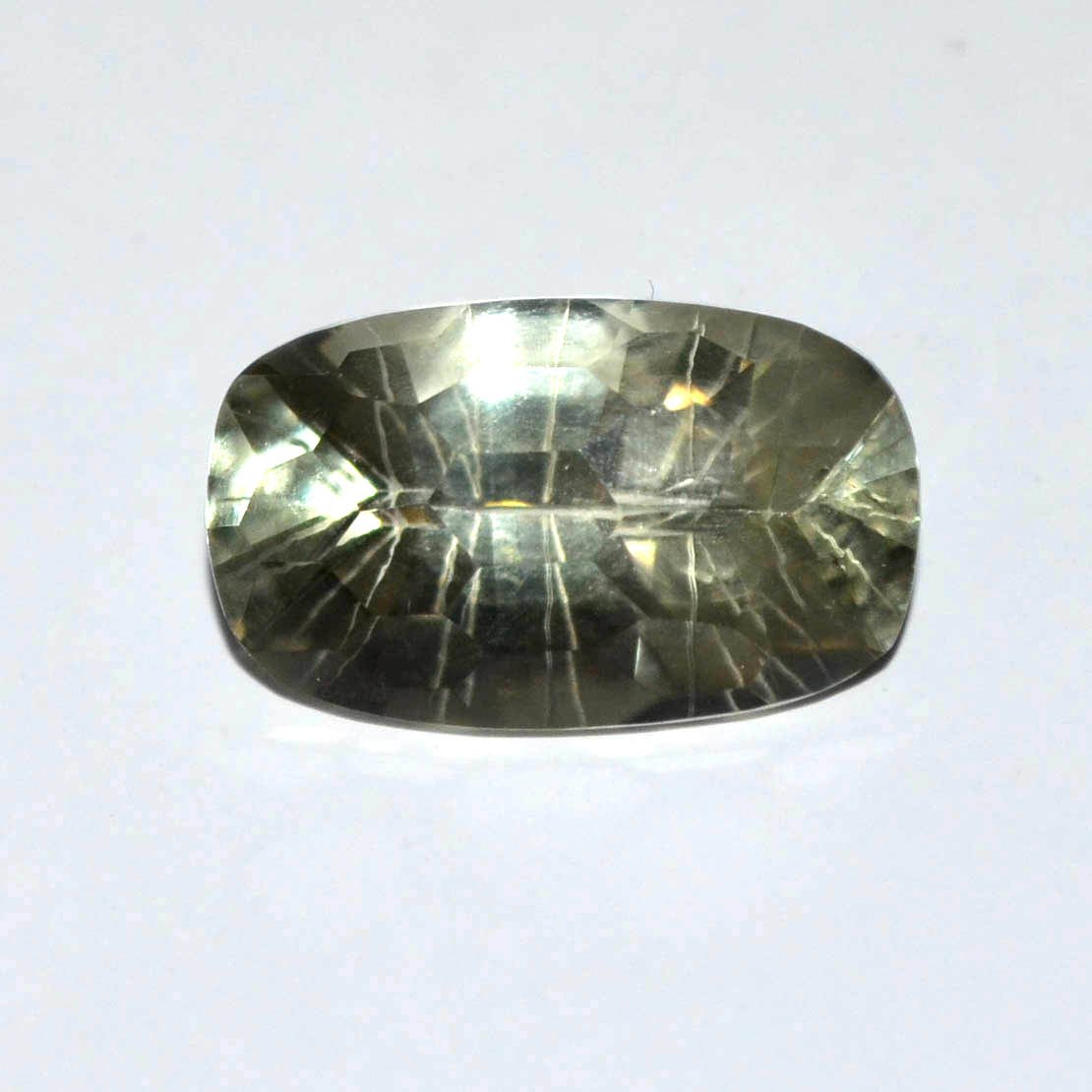GOLDEN QUARTZ 13.18 Ct.