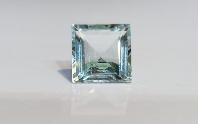 NAQ784 1 AQUAMARINE 3.81 Ct.
