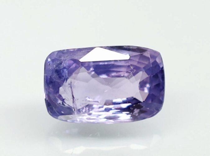 NSP41879 1 NATURAL SAPPHIRE 4.05 Ct.