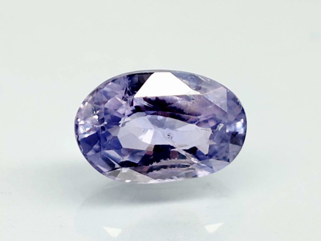 NATURAL SAPPHIRE 5.24 Ct.