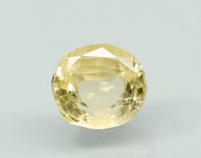 YELLOW SAPPHIRE 4.61 Ct. 1 NYSP8474 1 YELLOW SAPPHIRE 4.61 Ct.