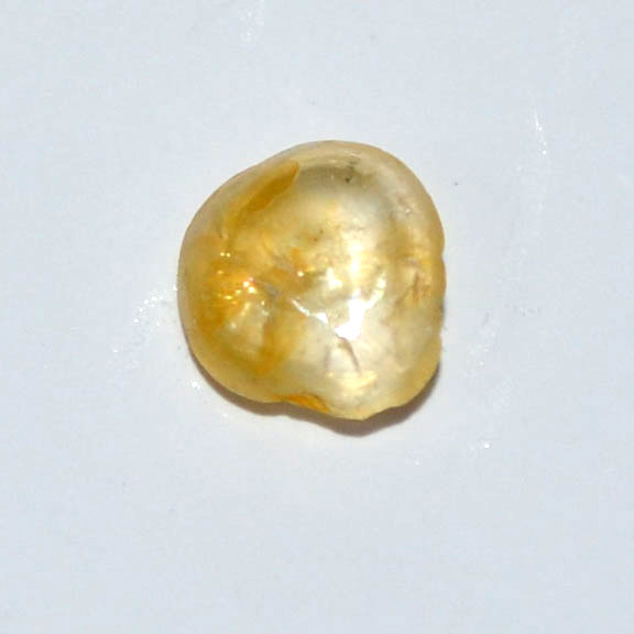 YELLOW SAPPHIRE 1.09 Ct.