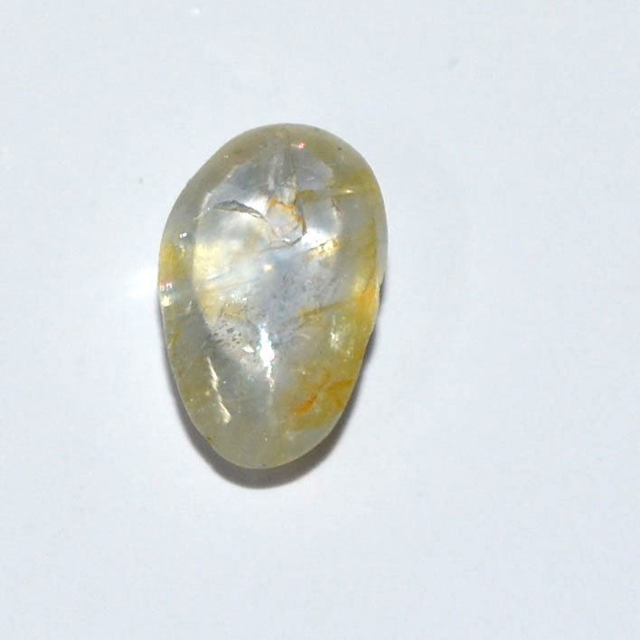 YELLOW SAPPHIRE 2.61 Ct.