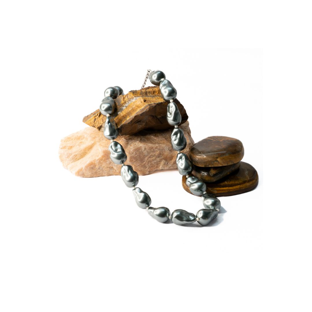 g2 Gray Shell Pearl Mala