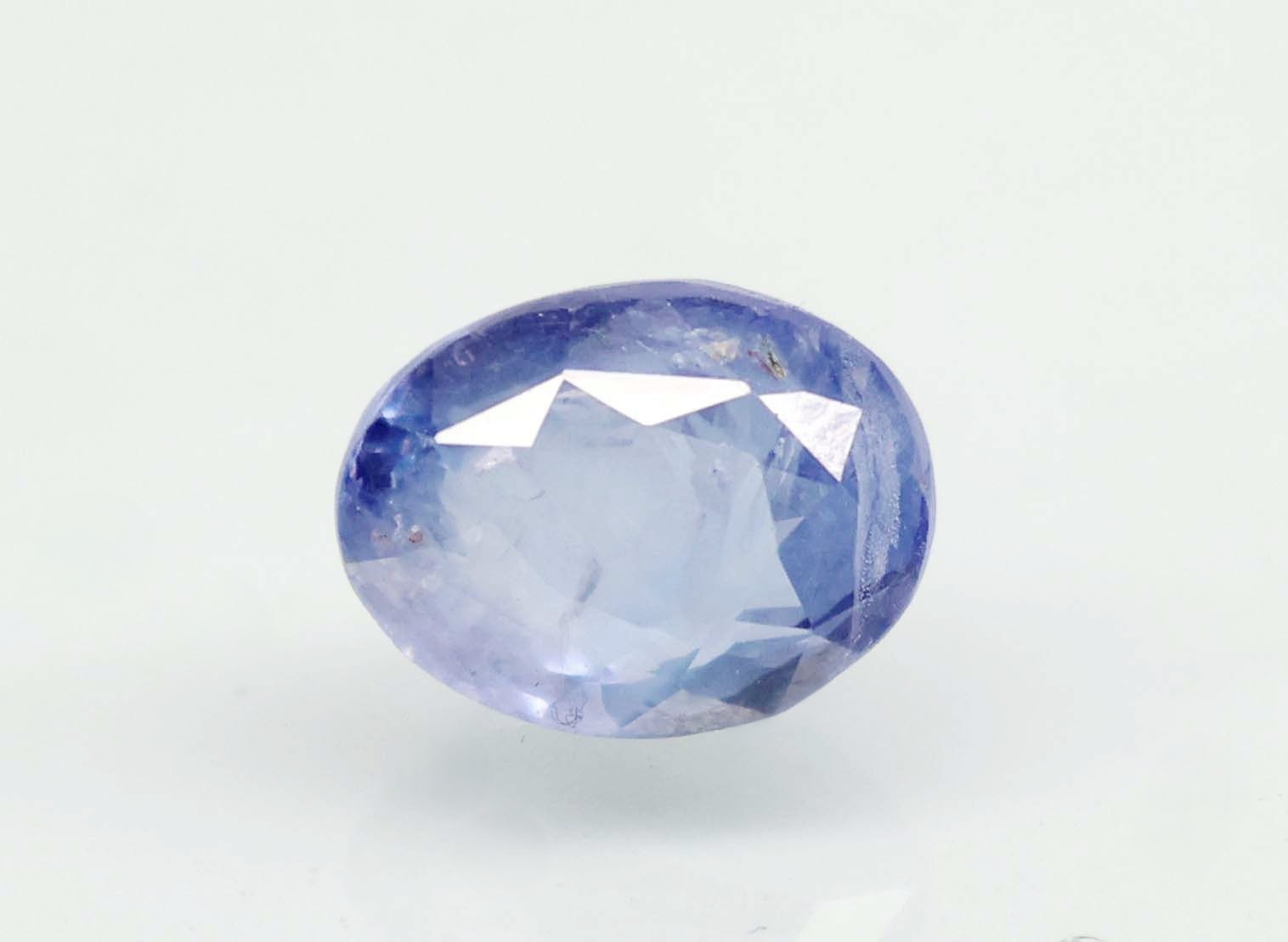 BLUE SAPPHIRE 5.66 Ct.