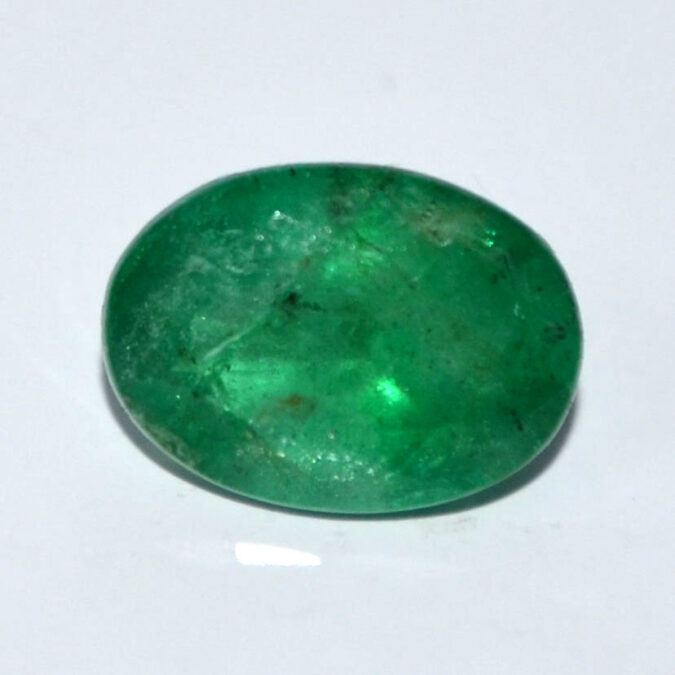 EMERALD 4.61 Ct. 1 EMRG21369 1 EMERALD 4.61 Ct.