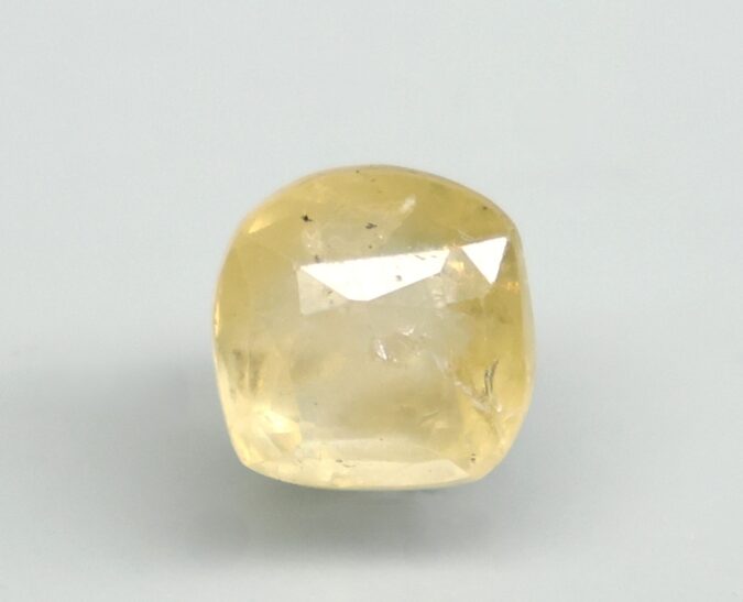 YELLOW SAPPHIRE 3.46 Ct. 1 NYSP8660 1 YELLOW SAPPHIRE 3.46 Ct.