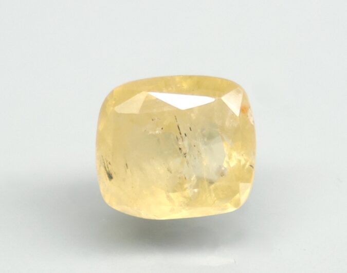 YELLOW SAPPHIRE 3.55 Ct. 1 NYSP8662 1 YELLOW SAPPHIRE 3.55 Ct.