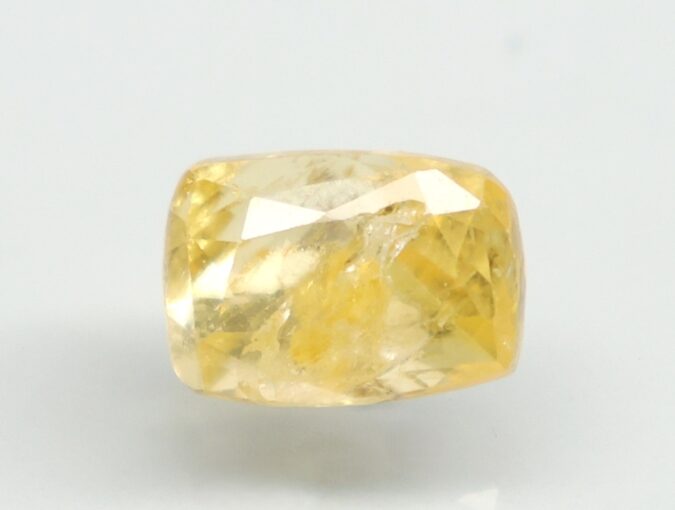 NYSP8665 1 YELLOW SAPPHIRE 3.73 Ct.