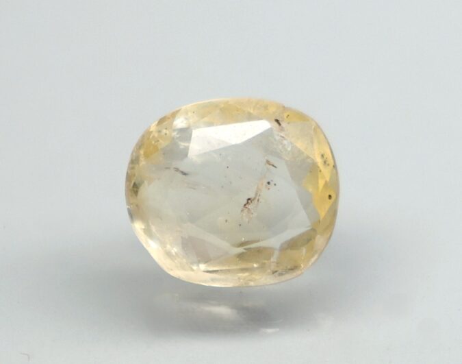 NYSP8679 1 YELLOW SAPPHIRE 3.21 Ct.