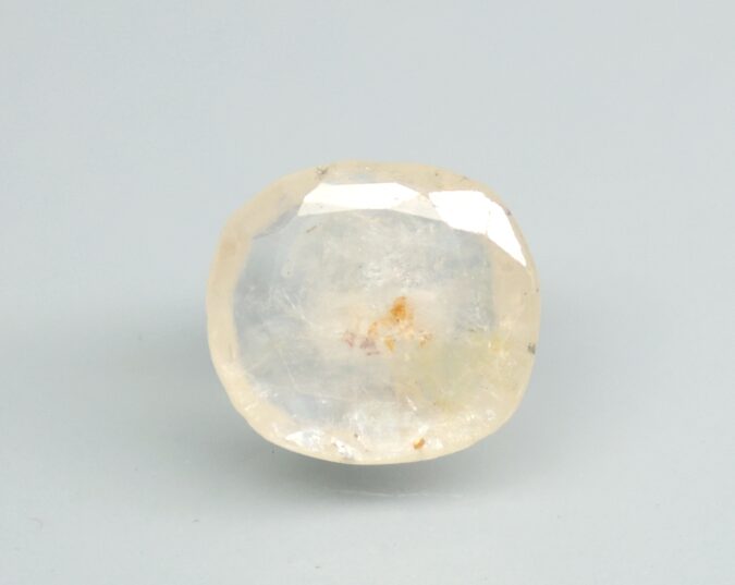 YELLOW SAPPHIRE 4.32 Ct. 1 NYSP8680 1 YELLOW SAPPHIRE 4.32 Ct.