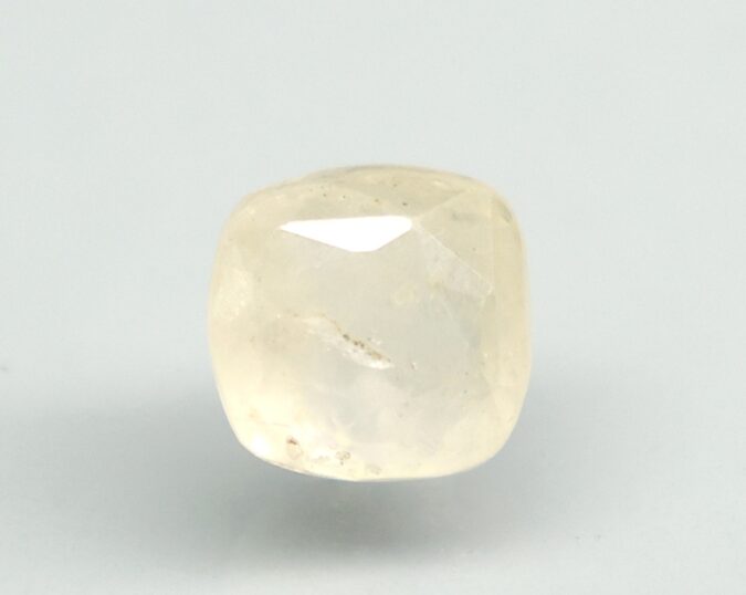 NYSP8688 1 YELLOW SAPPHIRE 3.77 Ct.