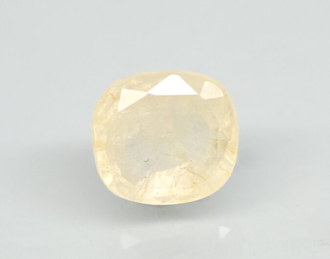 YELLOW SAPPHIRE 7.48 Ct. 1 NYSP8718 1 YELLOW SAPPHIRE 7.48 Ct.