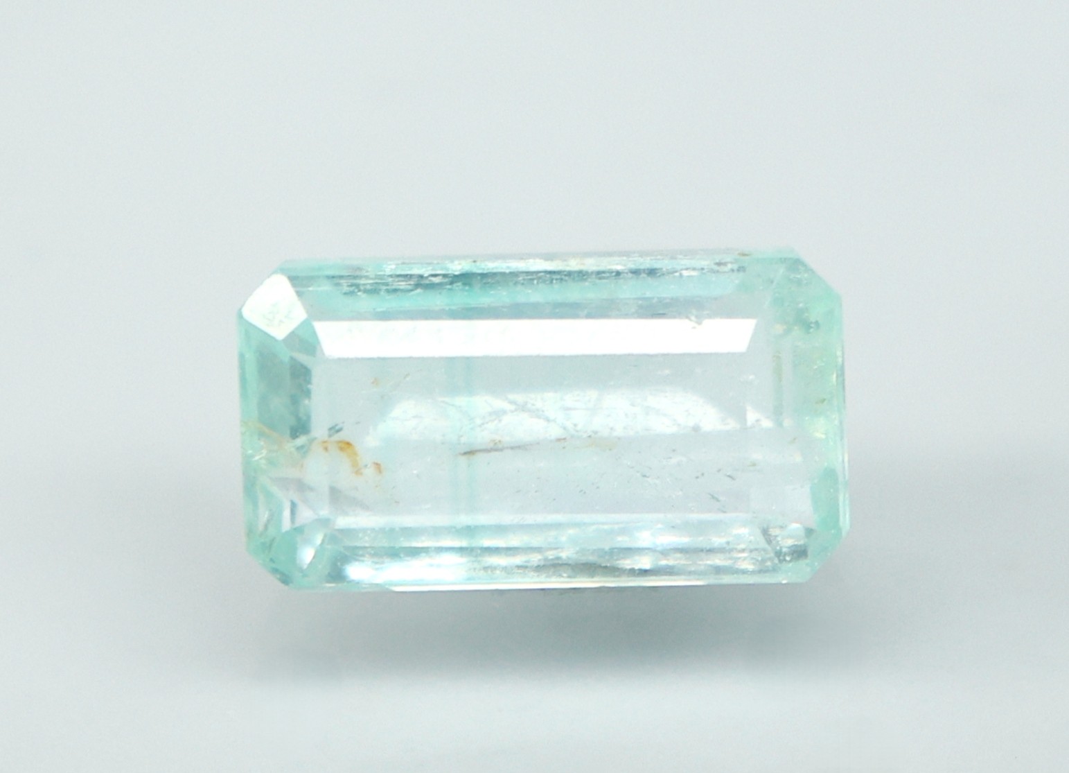 EMERALD 4.06 Ct.