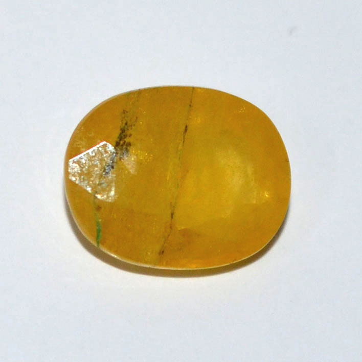 YELLOW SAPPHIRE 4.76 Ct.