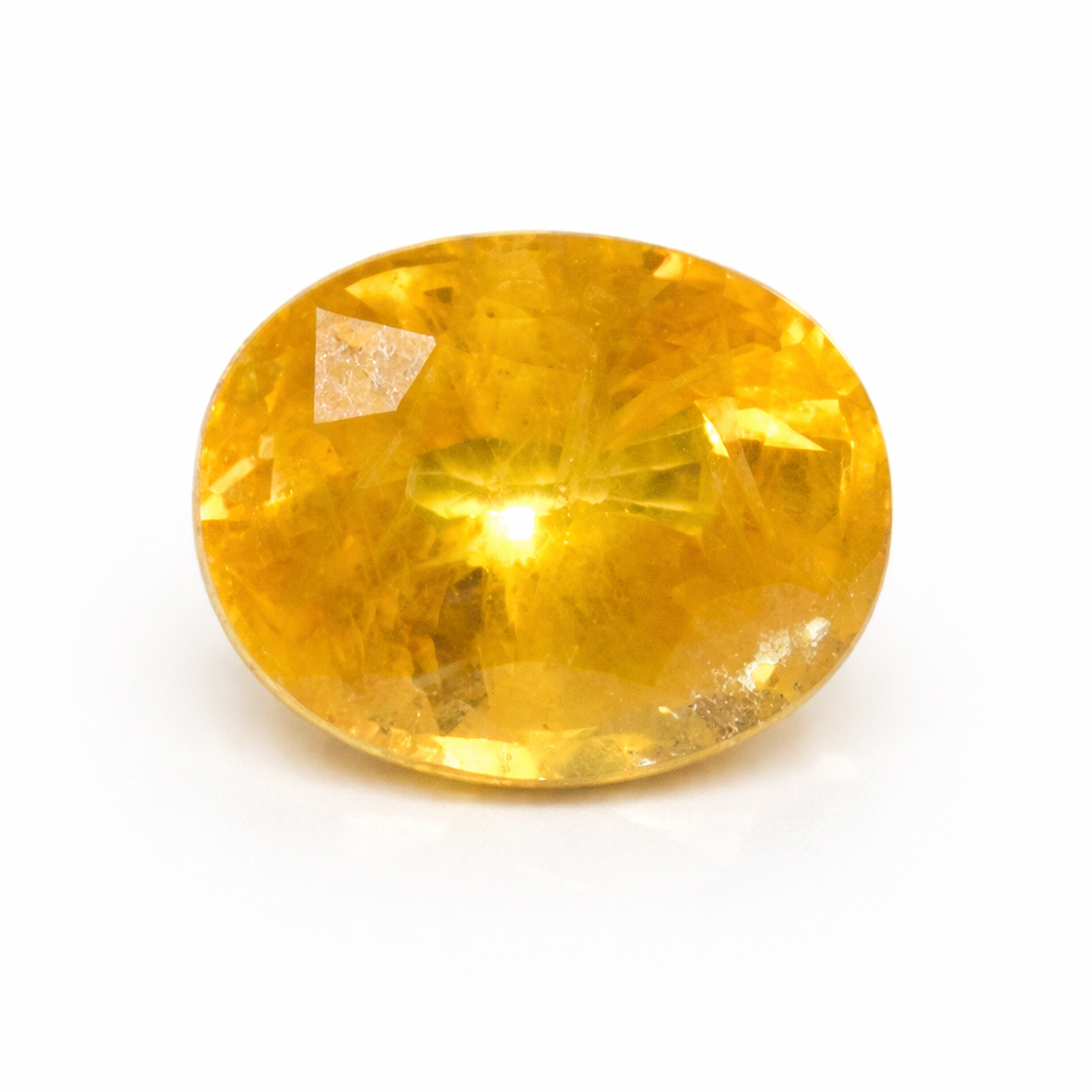 YELLOW SAPPHIRE 4.38 Ct.