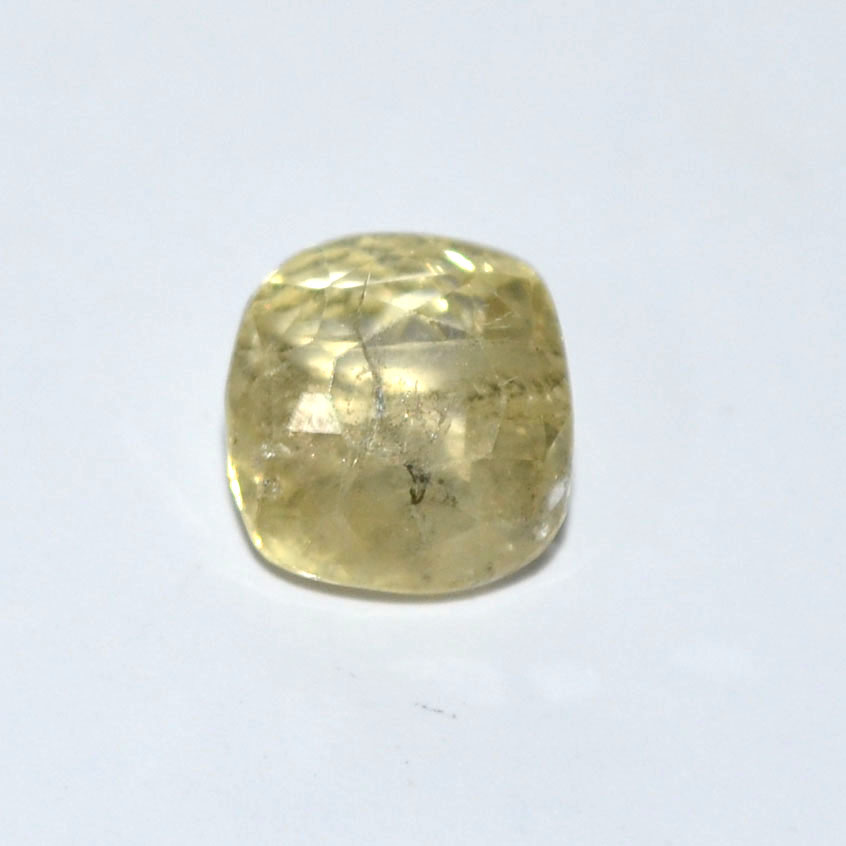 YELLOW SAPPHIRE 3.16 Ct.