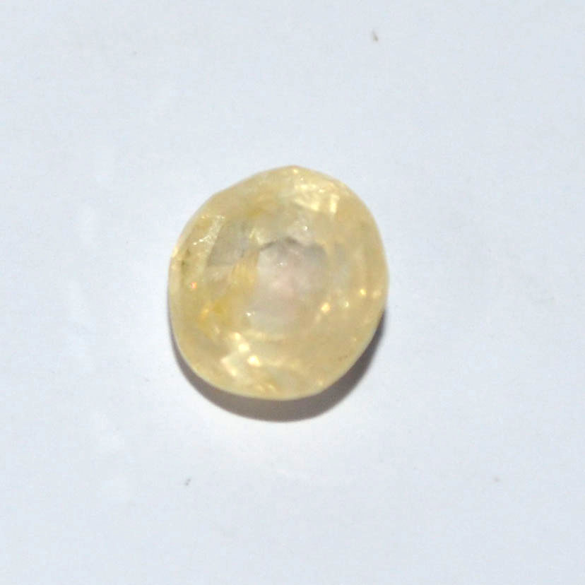 YELLOW SAPPHIRE 2.67 Ct.