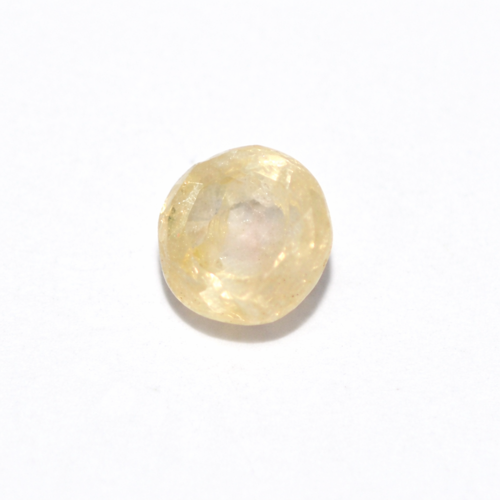 YELLOW SAPPHIRE 2.67 Ct.
