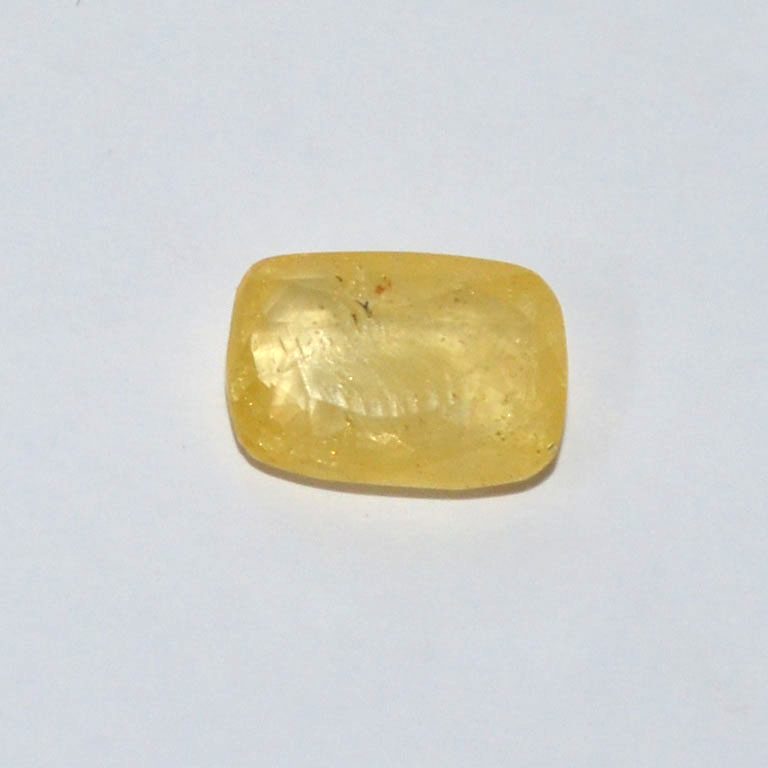 YELLOW SAPPHIRE 3.66 Ct.