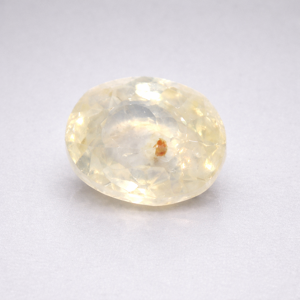 YELLOW SAPPHIRE 3.52 Ct.