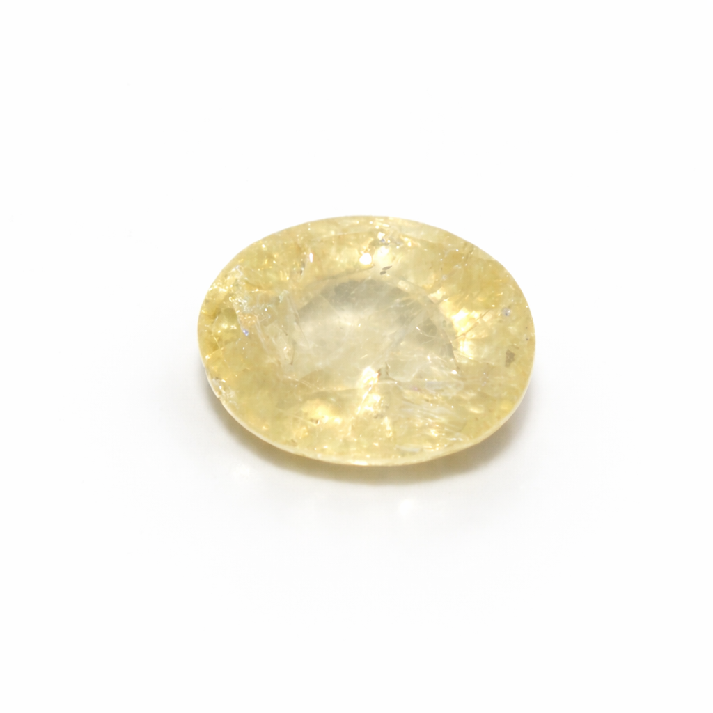 YELLOW SAPPHIRE 3.28 Ct.