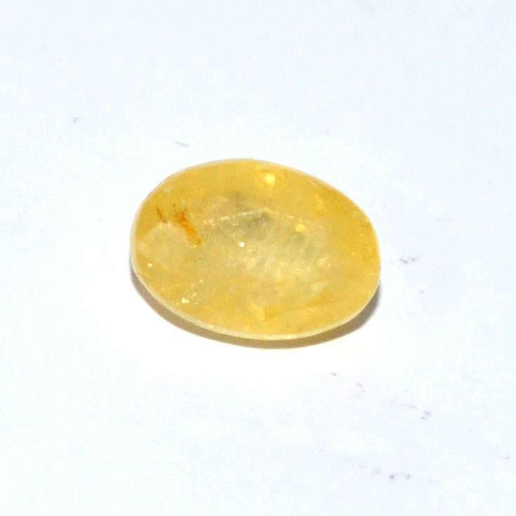 YELLOW SAPPHIRE 3.72 Ct.
