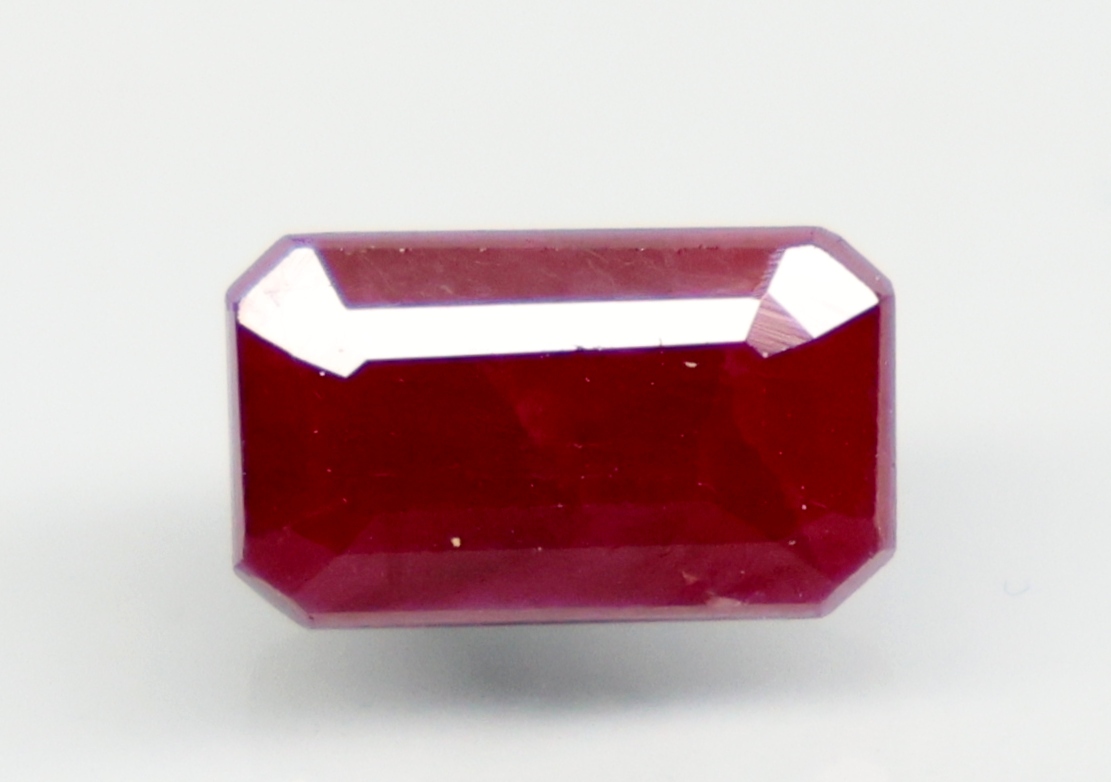 RUBY 3.91 Ct.