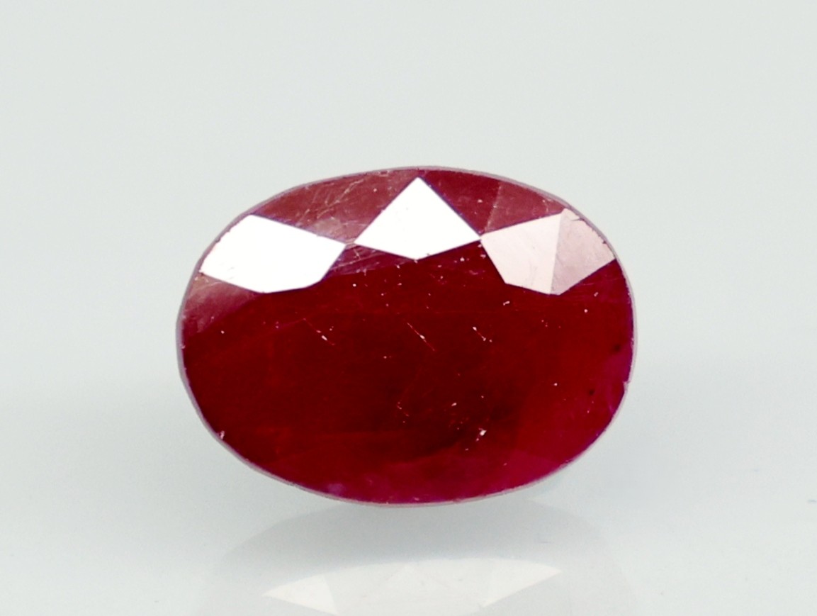 RUBY 3.89 Ct.
