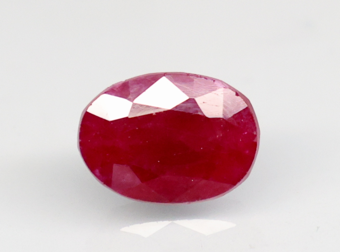RUBY 3.85 Ct.