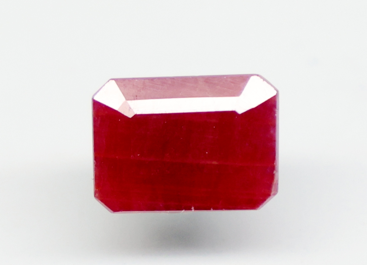 RUBY 3.76 Ct.