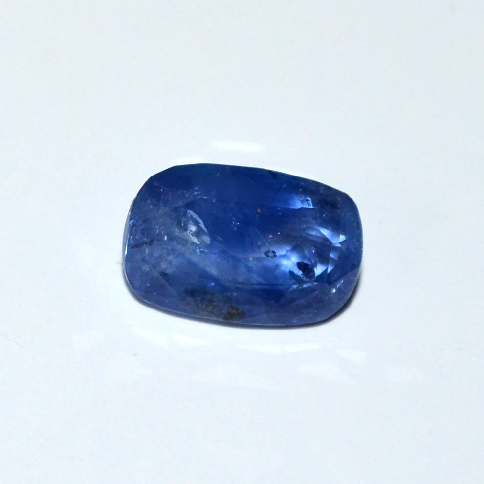 BLUE SAPPHIRE 5.72 Ct.