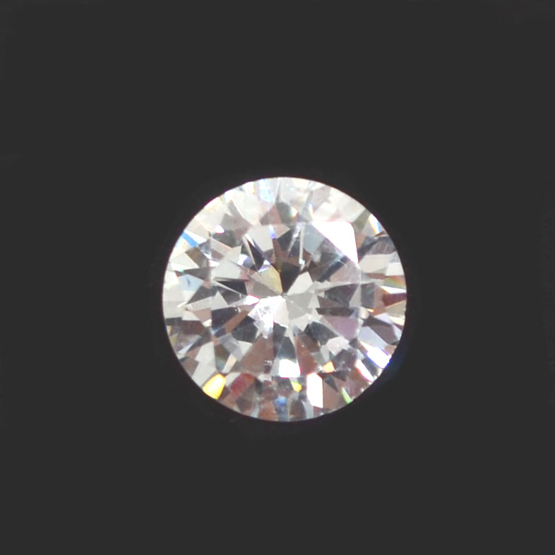 CUBIC ZIRCONIA 4.6 Ct.