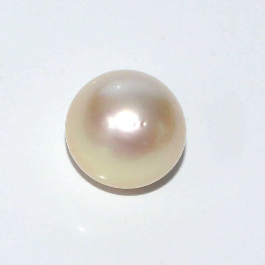 SOUTH SEA PEARL 12.32 Ct.