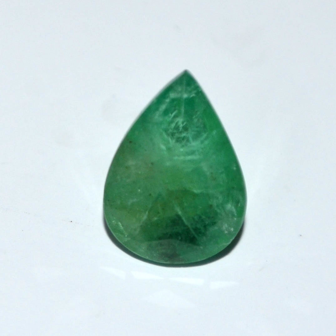 EMERALD 7.15 Ct. 2 EMRD22037 1 EMERALD 7.15 Ct.