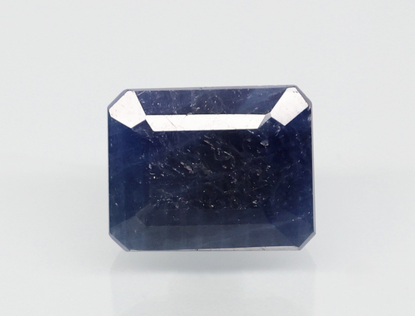 BLUE SAPPHIRE 8.84 Ct.
