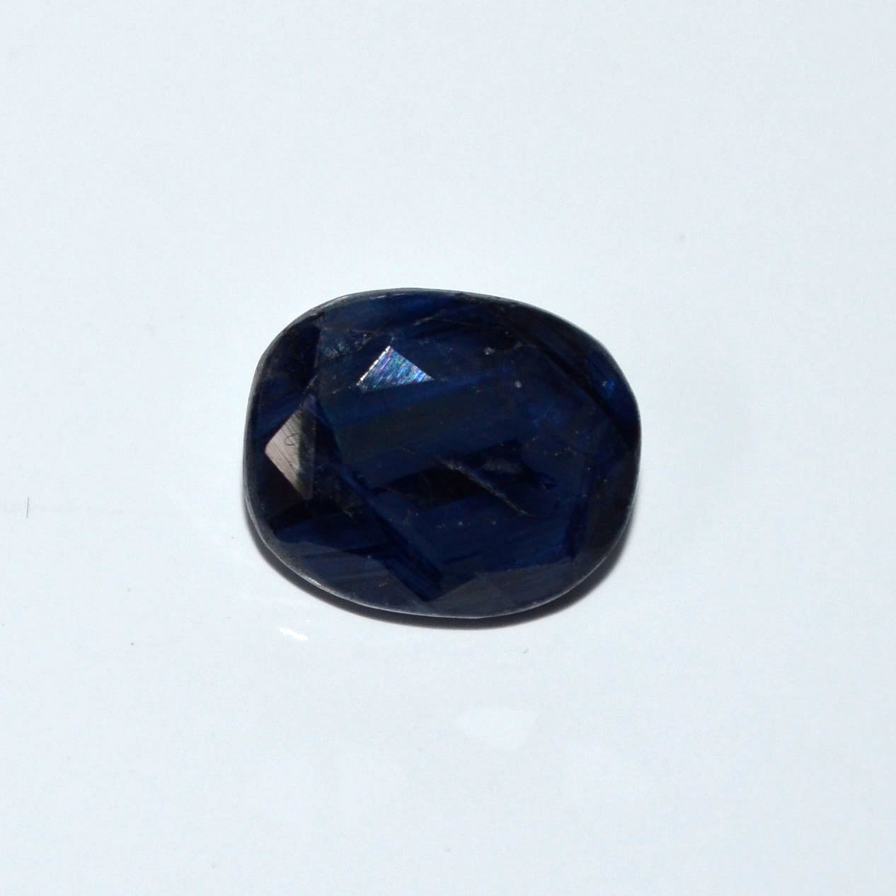 BLUE SAPPHIRE 10.33 Ct.