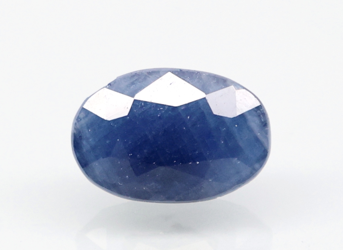 BLUE SAPPHIRE 3.79 Ct.