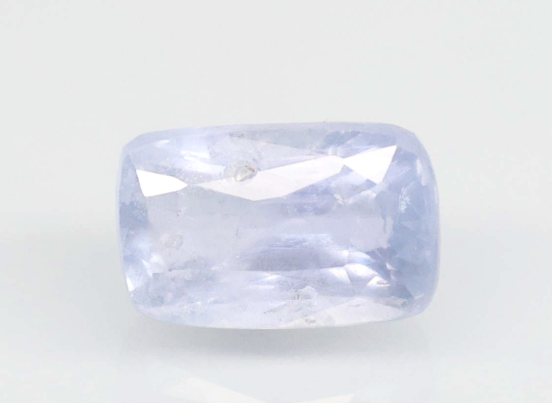 BLUE SAPPHIRE 4.04 Ct.