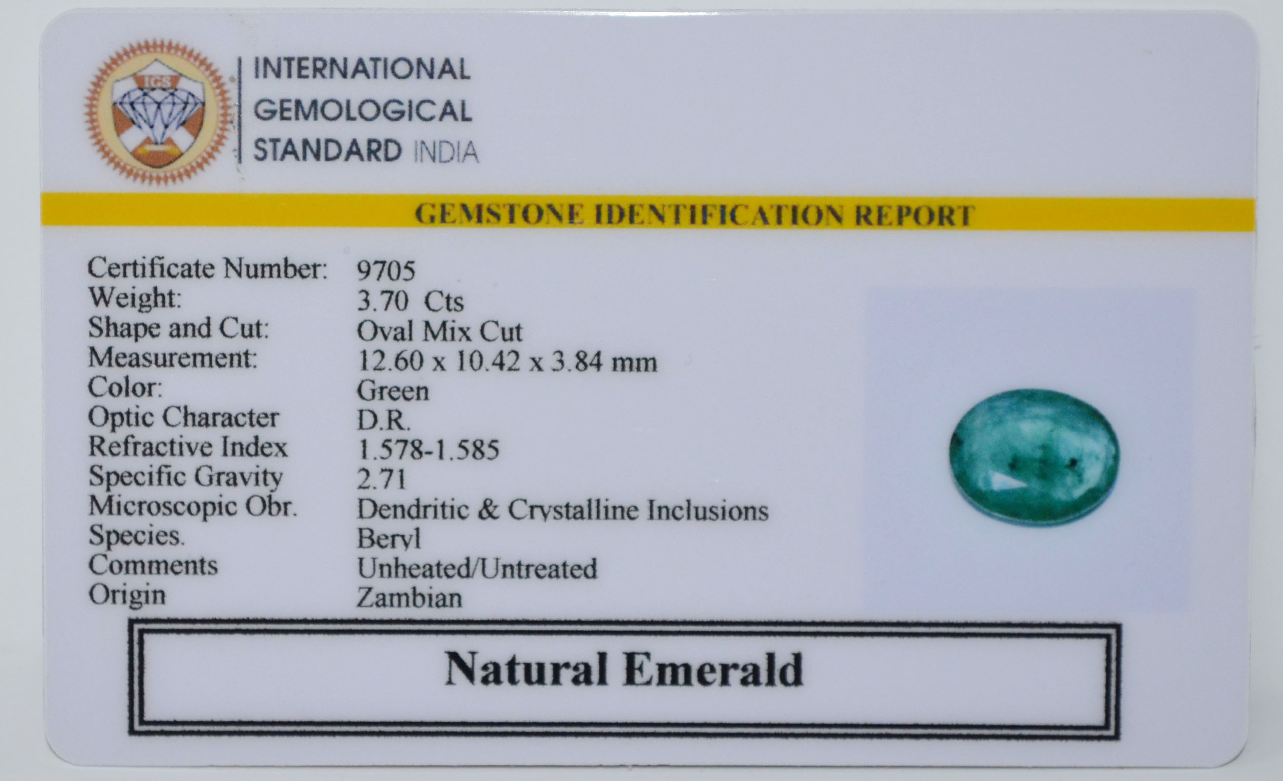 EMRD22068 2 EMERALD 3.7 Ct.