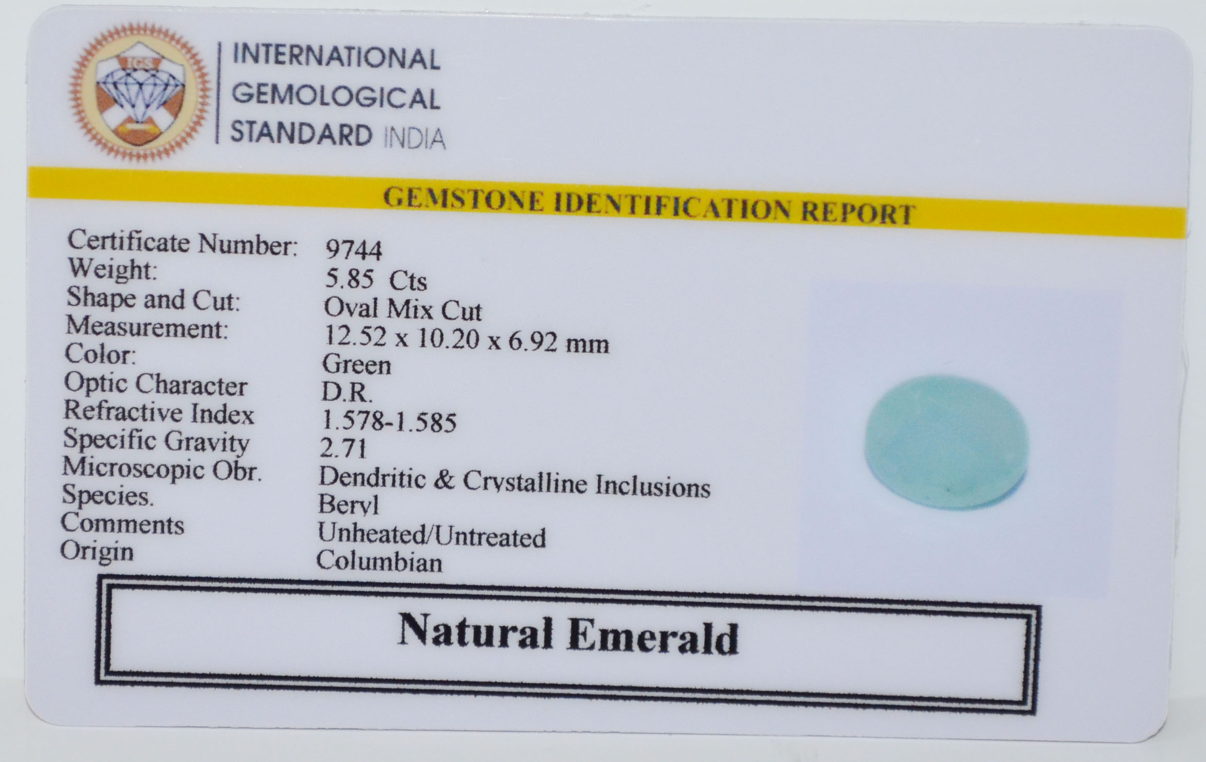 EMRD22094 2 EMERALD 5.85 Ct.